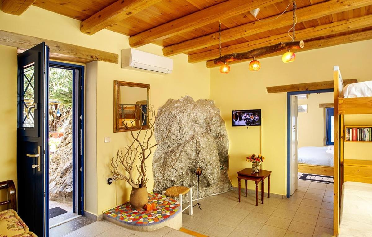 Mirthios-Hill Apartments Plakiász Kültér fotó